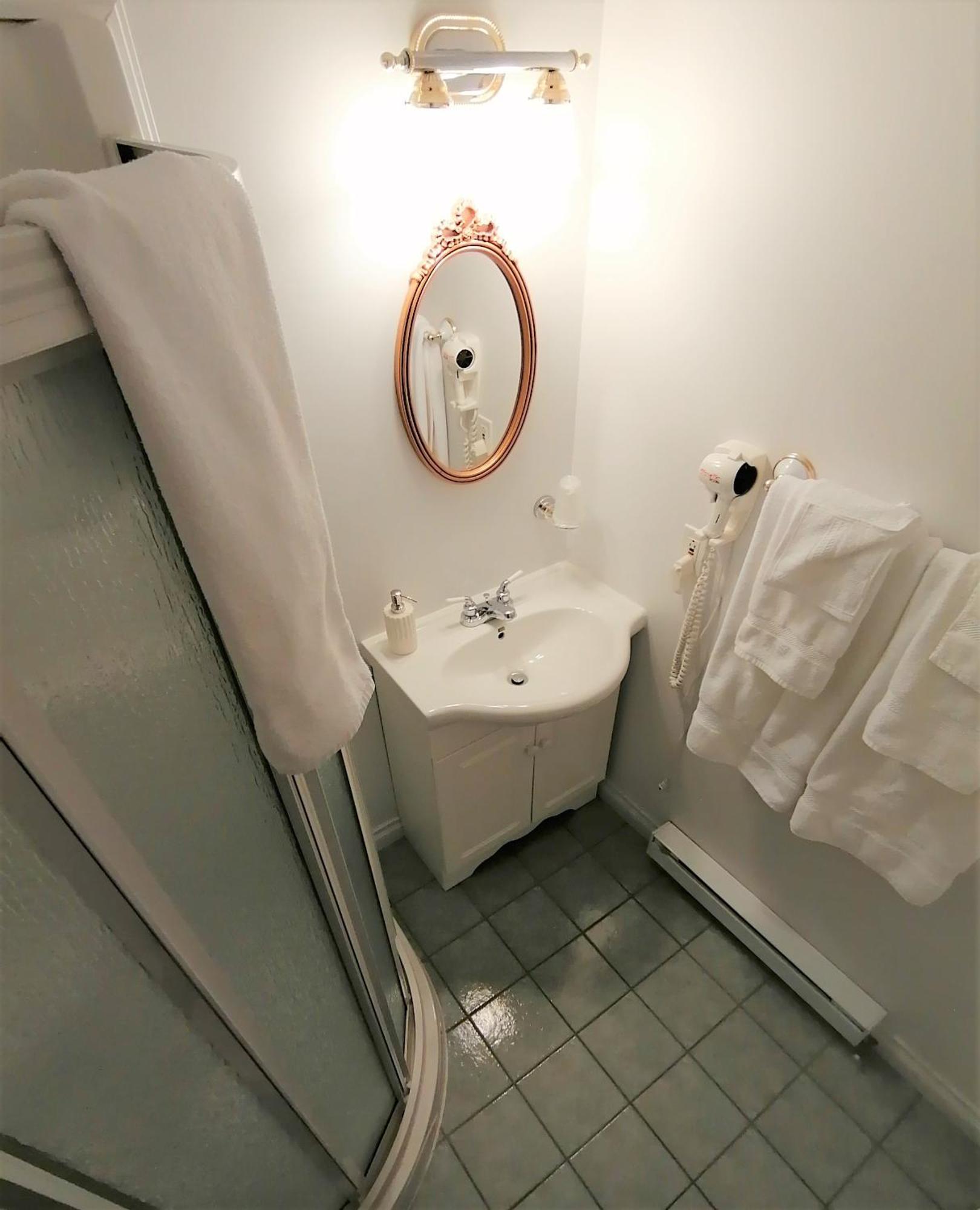 Au Coeur De Saint-Sauveur Bed & Breakfast Oda fotoğraf