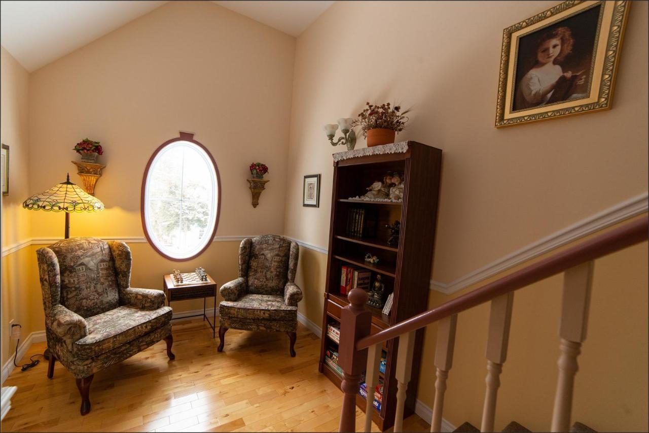 Au Coeur De Saint-Sauveur Bed & Breakfast Dış mekan fotoğraf